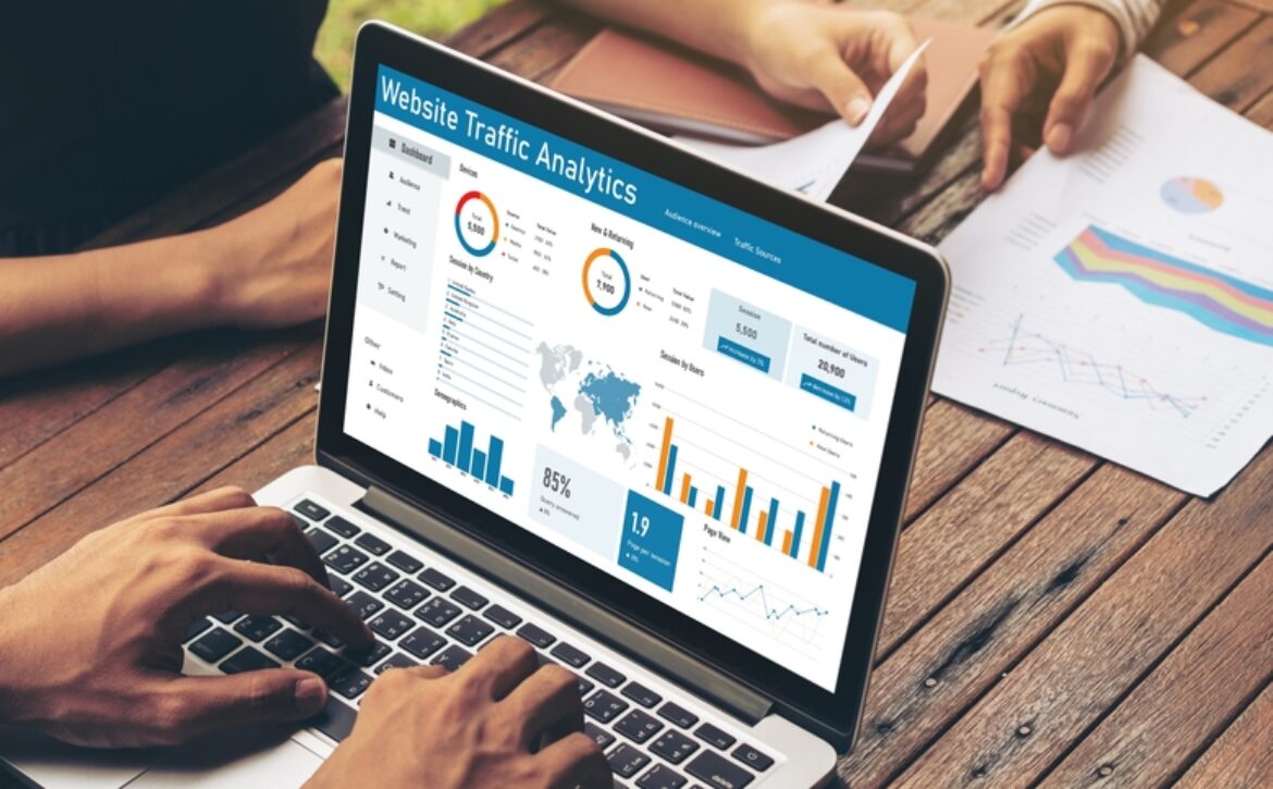 Computer,Software,For,Website,Traffic,Analytics,Data,On,Computer,Screen.